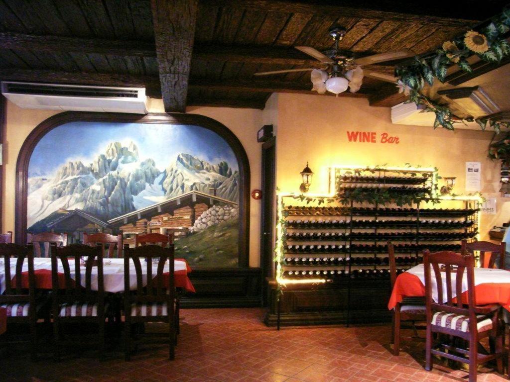 Swiss Chalet Angeles Dış mekan fotoğraf